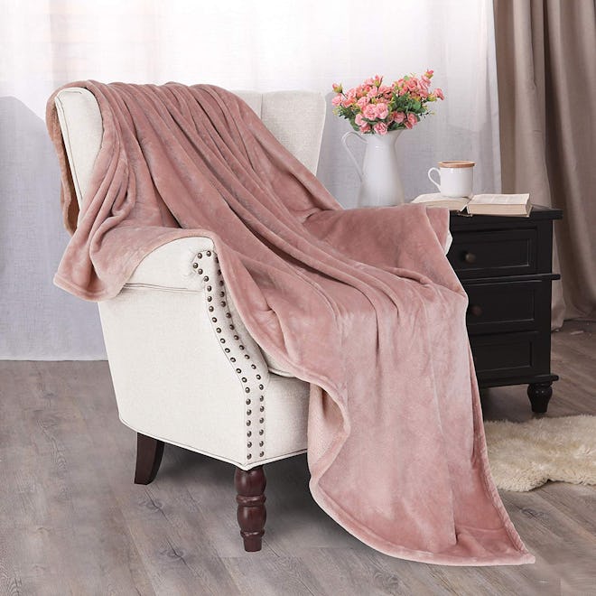 Exclusivo Mezcla Flannel Velvet Throw Blanket