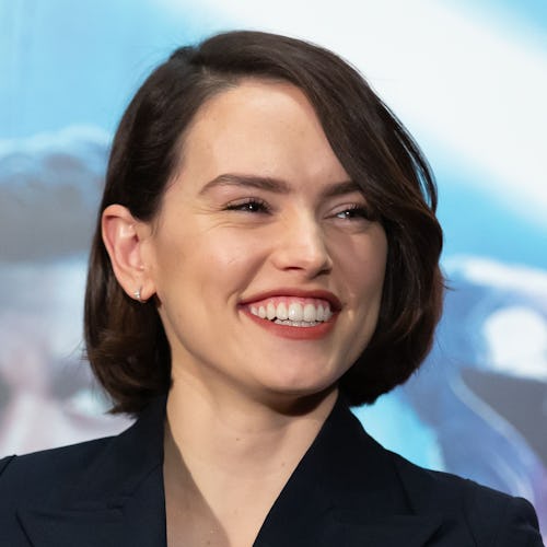 Daisy Ridley's hair at 'Star Wars: The Rise of Skywalker' promo event in Tokyo