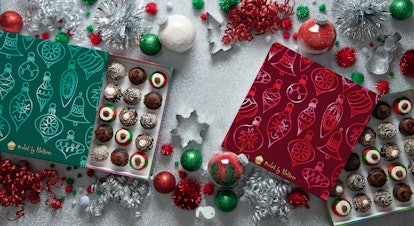 Baked By Melissa's Holiday 2019 Cupcake Collections includes holiday gift boxes.