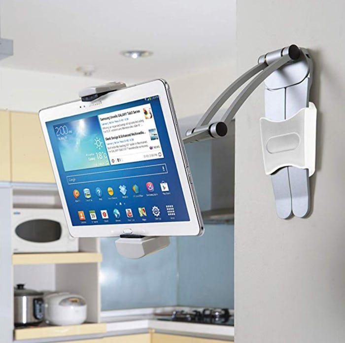 CTA Digital 2-in-1 Kitchen Tablet Stand