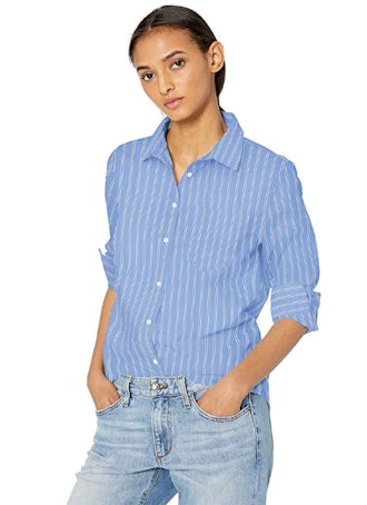 Amazon Essentials Women's Classic-Fit Long-Sleeve Poplin Shirt