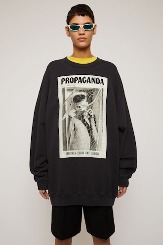 Magazine-print sweatshirt faded black
