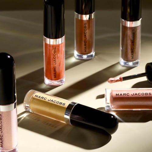 Marc Jacobs Beauty's holiday 2019 gift sets are filled with the brand bestsellers.