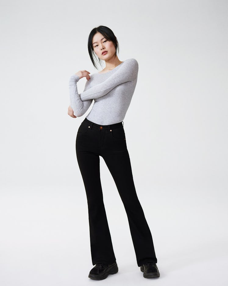 Sava High Rise Flare Jeans in "Black"