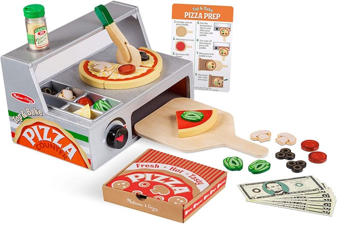 Melissa & Doug Top and Bake Wooden Pizza Counter Play Set