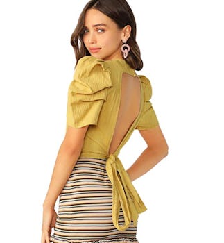 ROMWE Open Back Puff Sleeve Crop Top