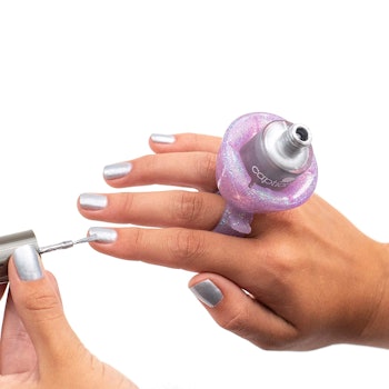 Tweexy Wearable Nail Polish Holder 