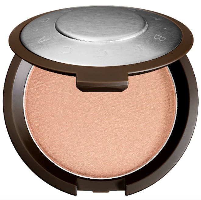 Shimmering Skin Perfector Pressed Highlighter in "Champagne Pop"