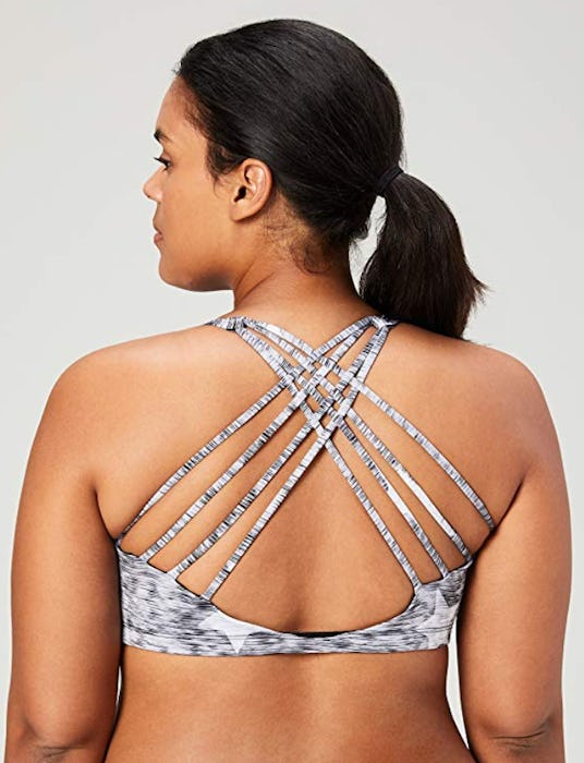 Core 10 Strappy Back Yoga Sports Bra