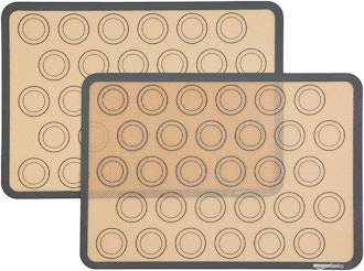 AmazonBasics Silicone Macaron Baking Mat (2-Pack) 