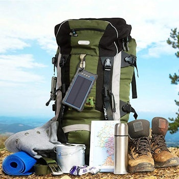 BEARTWO Portable Solar Charger