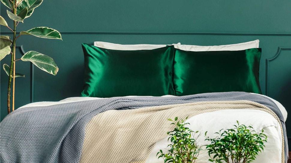 30 Things That Make Your Bed Feel Way Cozier More Luxurious For