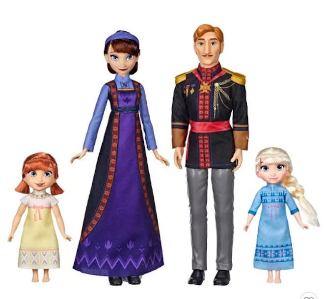 Disney Frozen 2 Arendelle Royal Family Fashion Doll Set