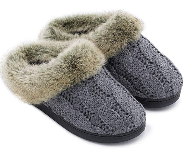 Women's Soft Yarn Cable Knitted Slippers