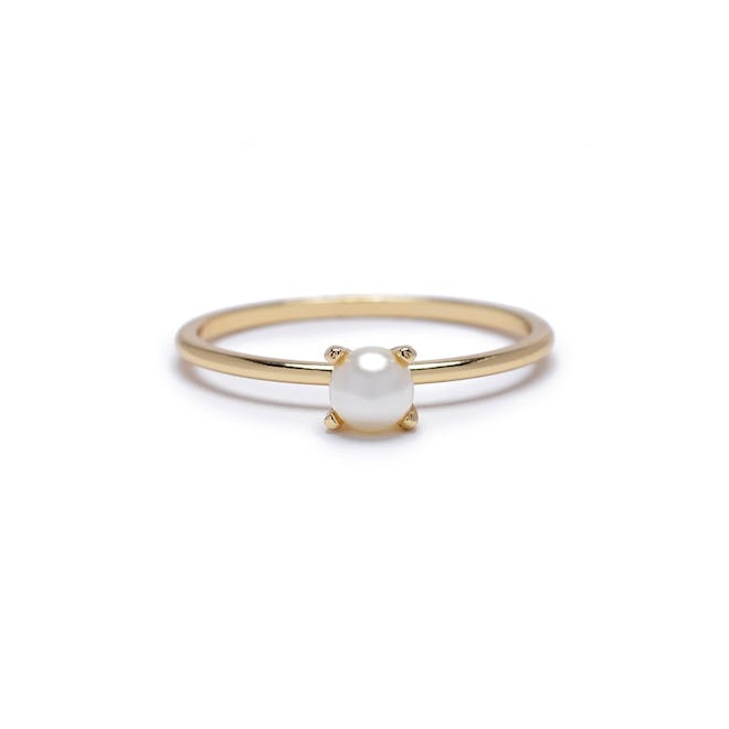 Minimal Pearl Ring