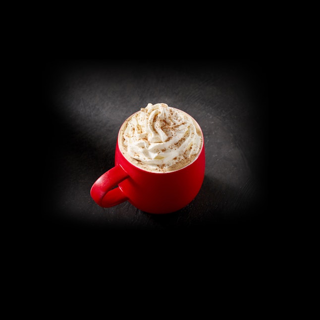 If you miss the Starbucks Gingerbread Latte you can DIY your own with a secret menu hack.