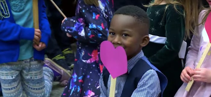 A little boy's entire kindergarten class showed up to cheer him on at his adoption hearing in Michig...