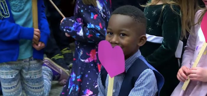 A little boy's entire kindergarten class showed up to cheer him on at his adoption hearing in Michig...