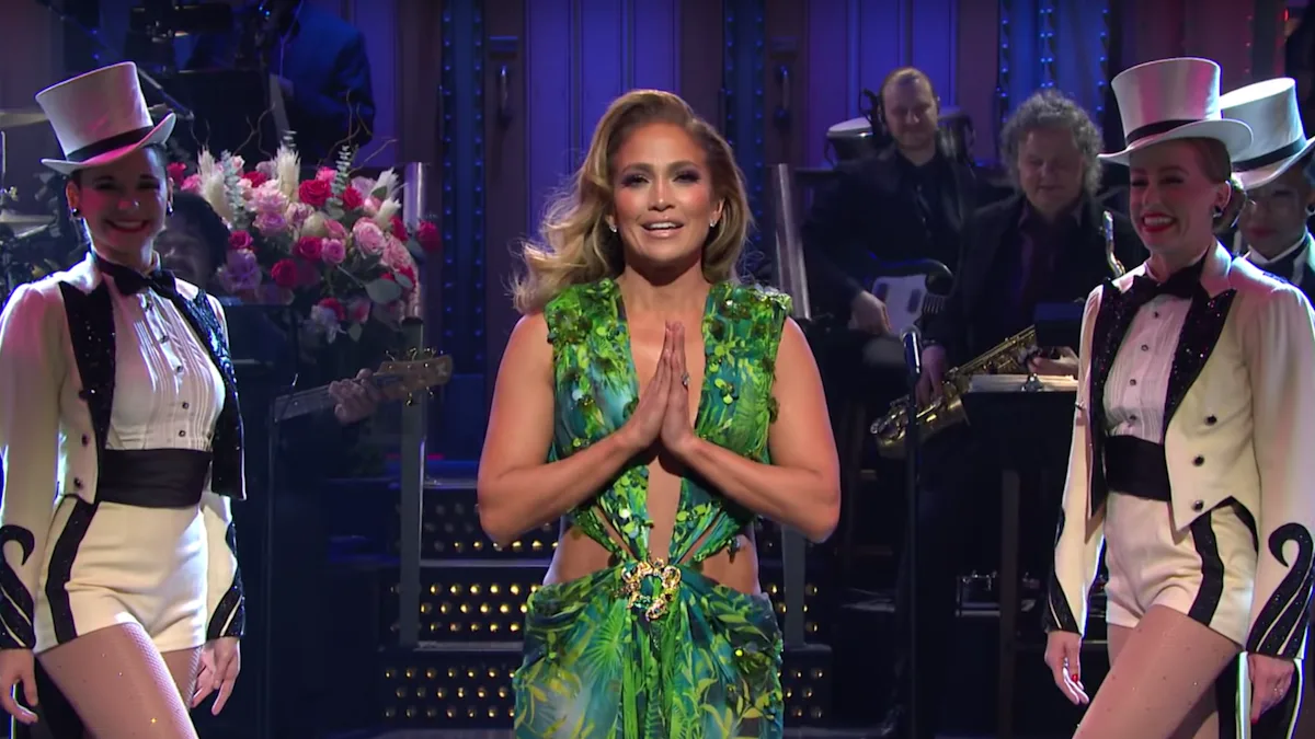 jlo green dress snl Jennifer Lopez Shares the Story Behind Iconic Jungle-Print Versace Dress