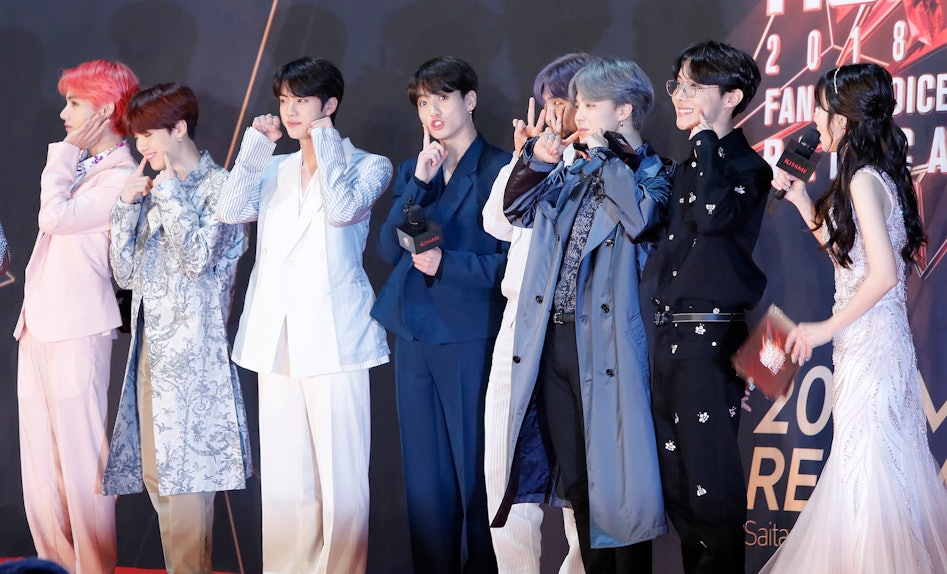 BTS Jungkooks Comments About ARMY At The 2019 Grammys Are Blowing Up On Twitter