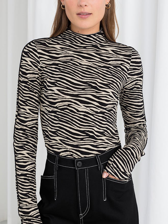 Kendall Jenner’s Zebra Pants Prove There’s A New Animal Print On The Rise