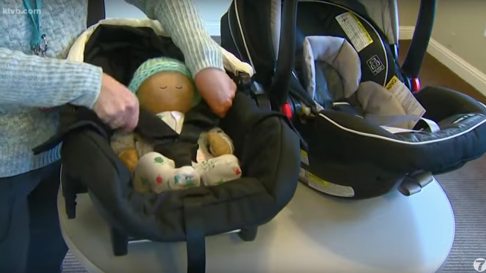 Hospital Warns Of Knock Off Car Seats So Here S What