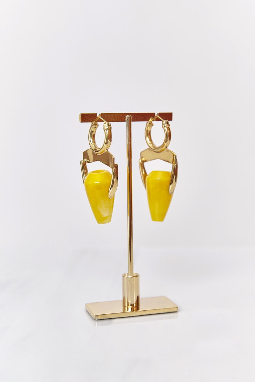 Magic Realism Vase Earring