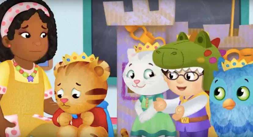 A scene with Daniel Tiger and four characters from "I Want To Be Alone" episode 