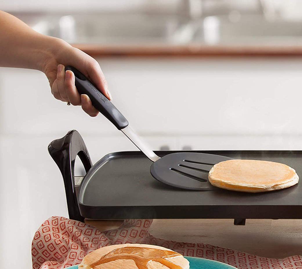 The 11 Best Spatulas For Nonstick Pans In 2022