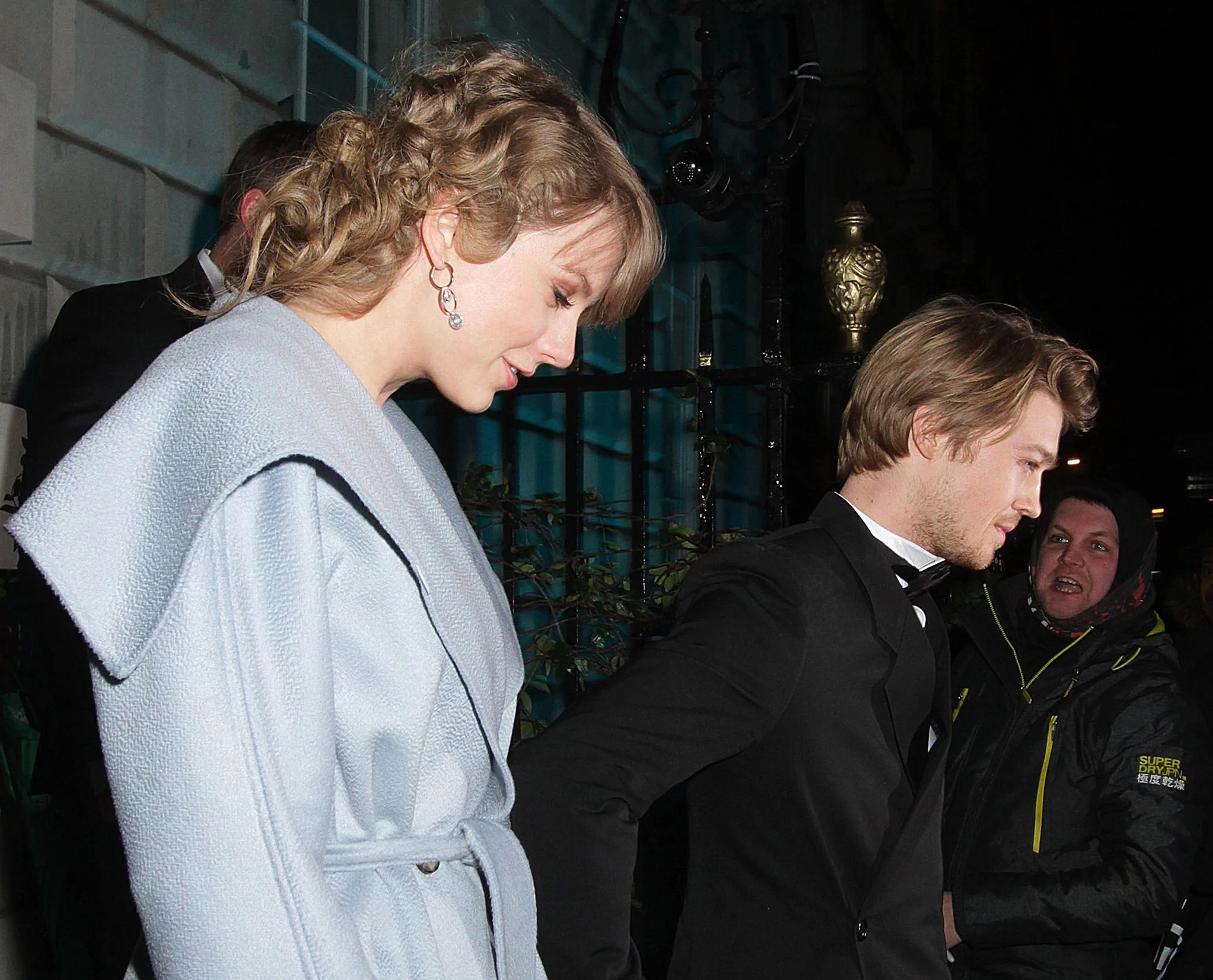 How Did Taylor Swift & Joe Alwyn Meet? The Story Is Way More Low-Key