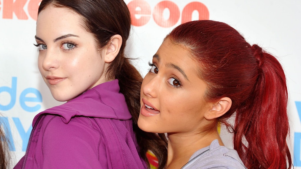 Elizabeth Gillies And Her Friend Ariana Grande S Age And