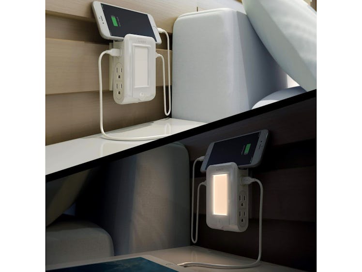 AUKEY USB Outlet With Night Light