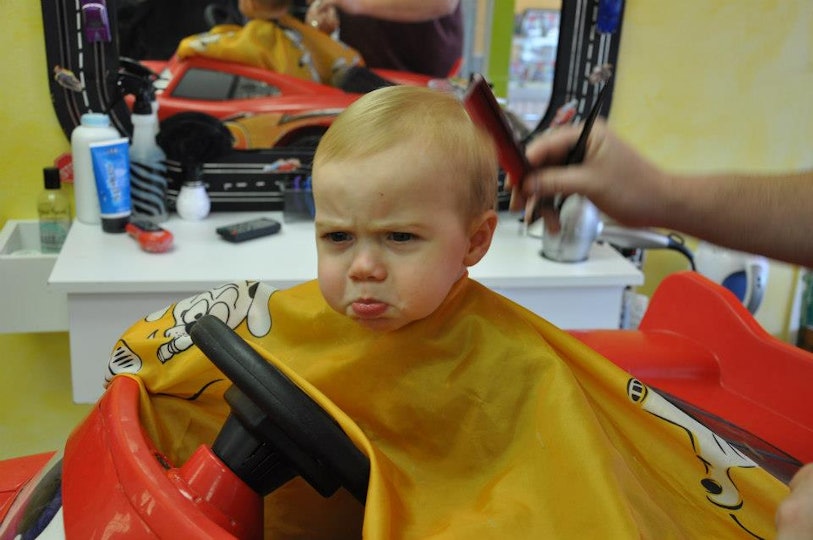 7 Ways To Help Your Kid Stay Still For A Haircut 4 Ways
