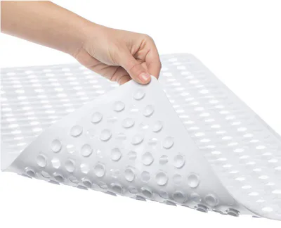 The 3 Best Bath Mats For Inside The Tub