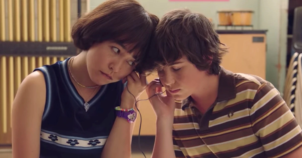 Pem15 The 'Pen15' Soundtrack Will Transport You To Your Angsty Childhood Bedroom