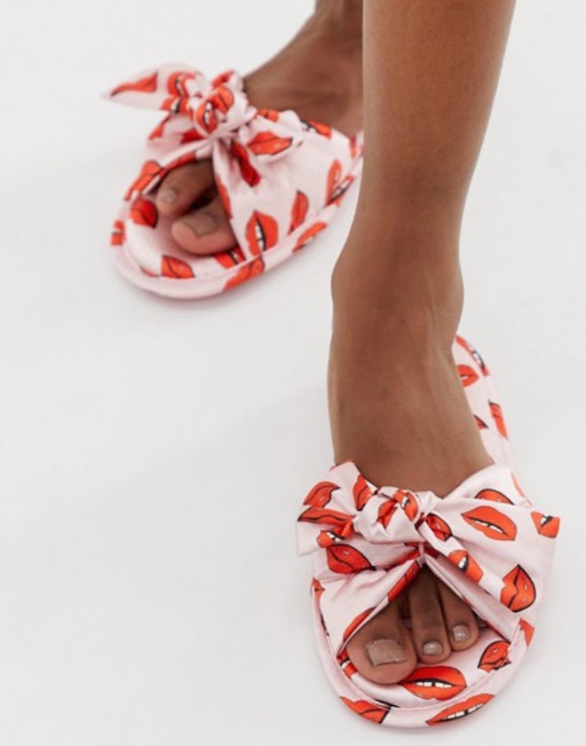 ASOS DESIGN Nelma asymmetric bow slippers