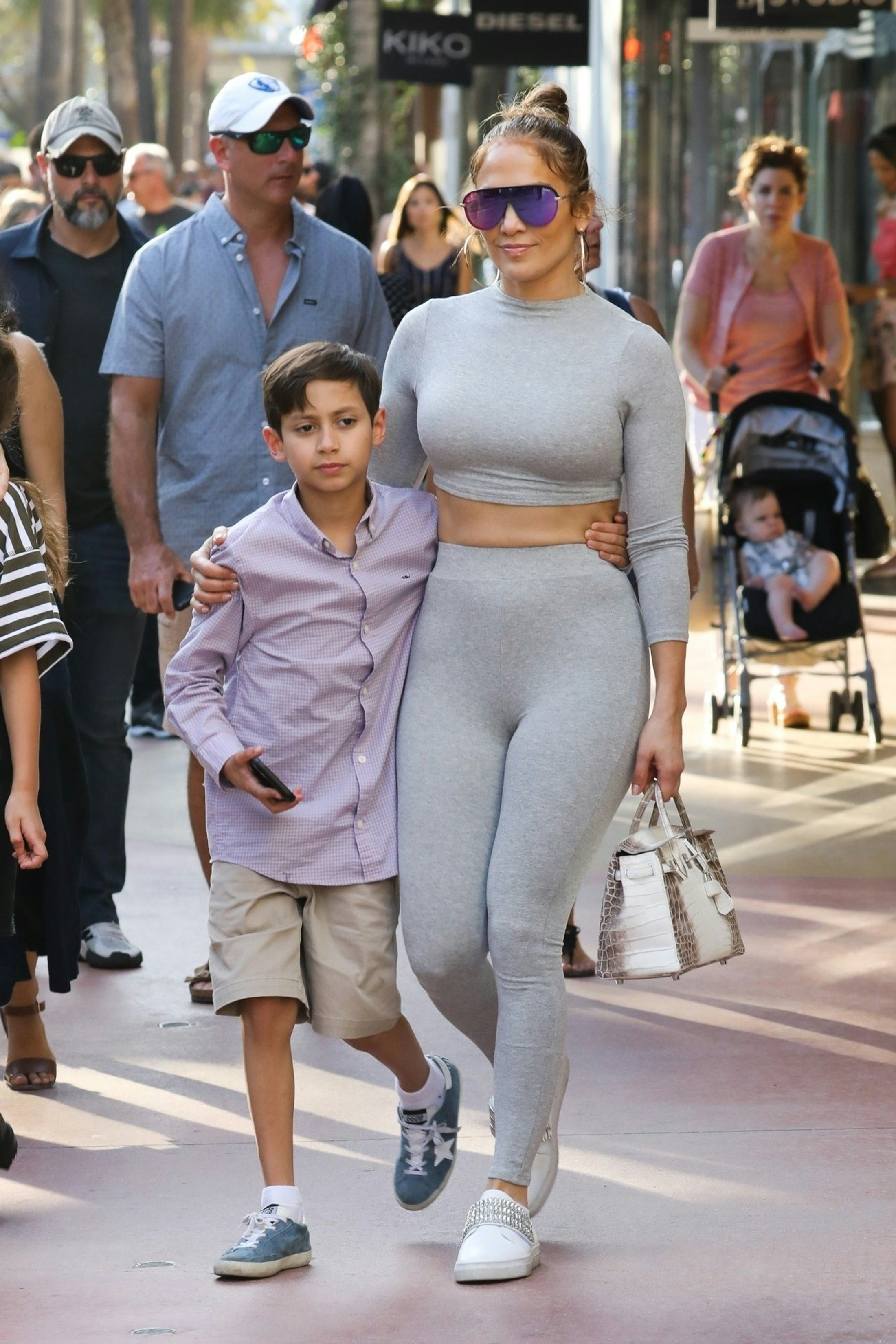 Jennifer Lopez S Favorite Loungewear Pieces Hail From This