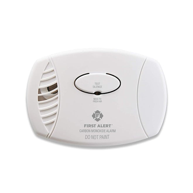 First Alert Carbon Monoxide Detector Alarm | Plug-In with Battery Backup