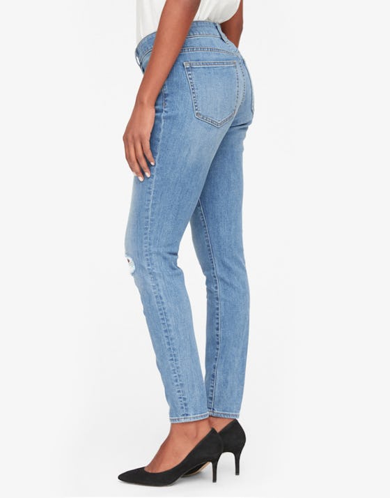 Mid Rise Curvy True Skinny Jeans In Medium Destroy