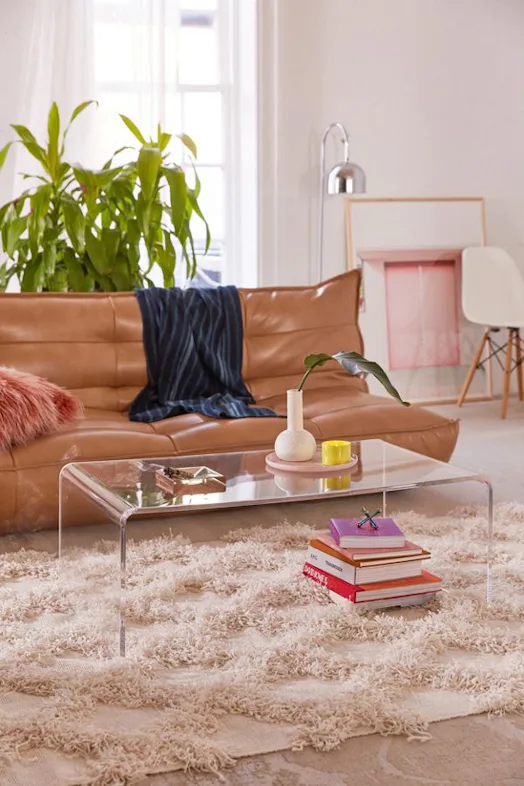 How To Decorate With Acrylic, According To An Interior Designer