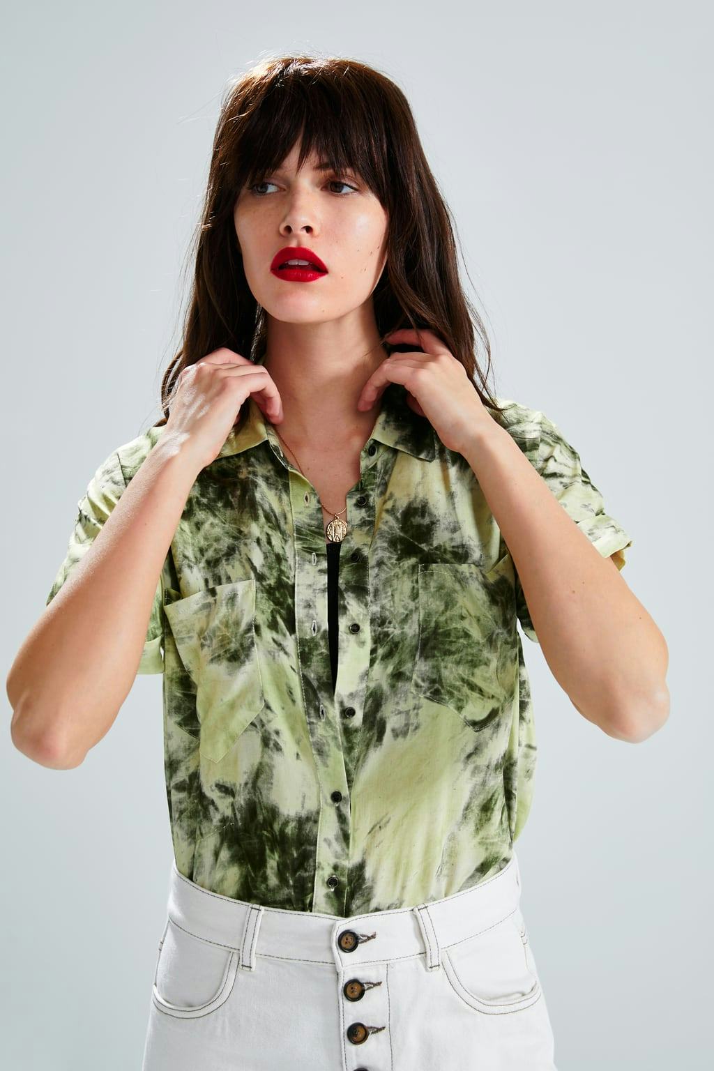 Zara's New Grunge Collection Is Equal Parts Nostalgic & Glam Zara's New Grunge Collection Is Equal Parts Nostalgic & Glam
