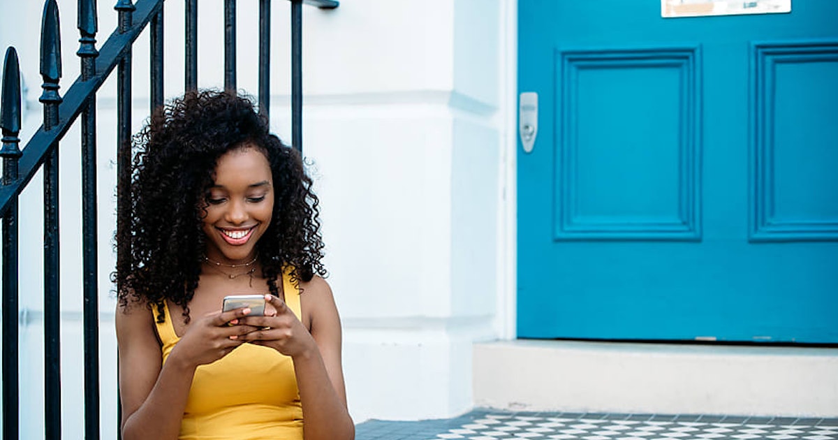 24 Flirty Comments To Leave On Your Partner S Instagram To Sweeten