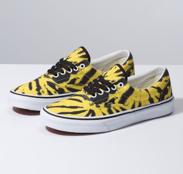 Vans era sales tie dye yellow