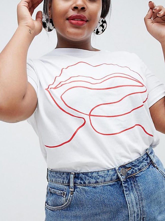 T-shirt With Scribble Lips Print