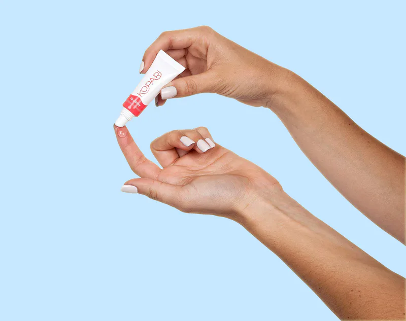 The 5 Best Natural Lip Balms For Dry Lips