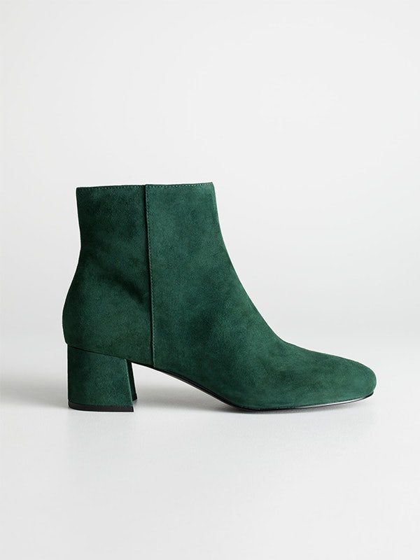Meghan Markle's Green Suede Boots Are A 