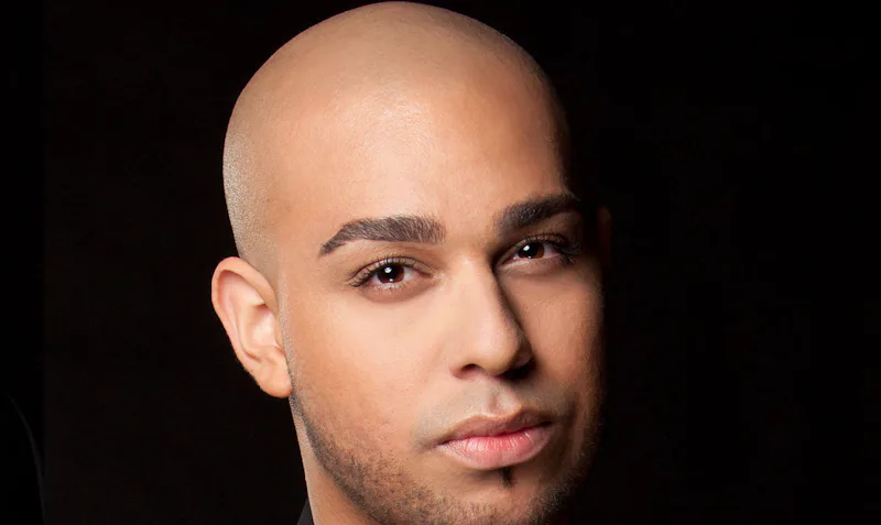 5 Tips From Rihanna Fenty S Makeup Artist Hector Espinal To Take Your Makeup Routine To The Next Level