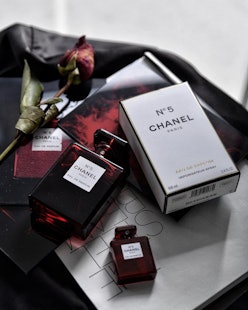 Chanel No 5 Limited Edition Red Bottles - Perfume News