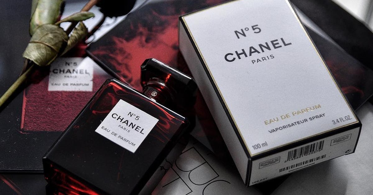How Chanel No 5 Became The World S Most Popular Fragrance How Chanel No 5 Became The World S Most Popular Fragrance