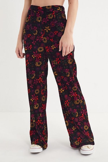 UO Alice Floral Velvet High-Rise Pant